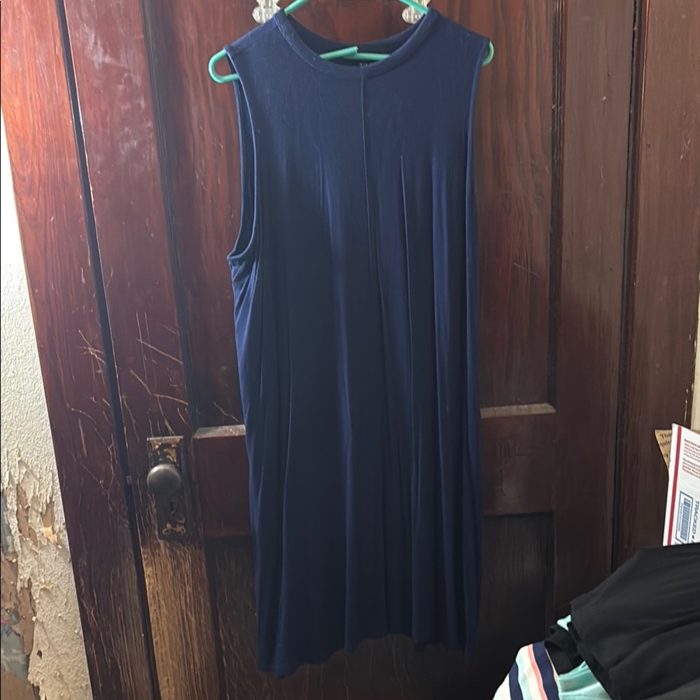 Elegant Sleeveless Navy Dress